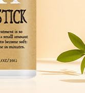 Emballage du produit ou cartes beiges avec des éléments graphiques en forme de feuille verte, présentant une mise en page minimaliste.