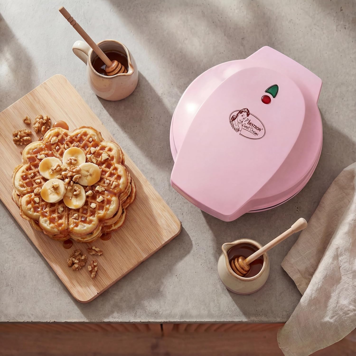 Bestron - Gaufrier rétro cœur, 700W, antiadhésif, rose, compact