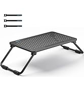 avec surface de plate-forme en métal perforé et pieds pliants présentés sous trois angles différents. Dispose de capacités de réglage de la hauteur ergonomiques.