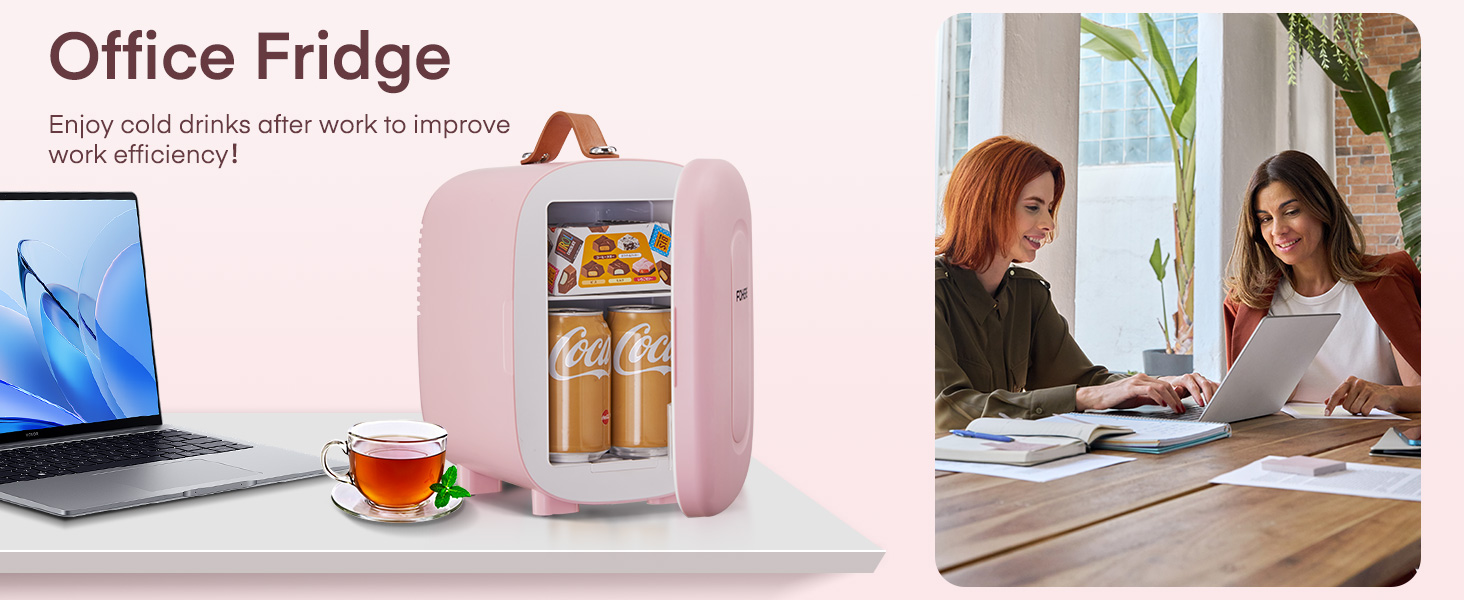 Réfrigérateur de bureau compact en blanc, illustré à côté d'un ordinateur portable. La deuxième image montre deux personnes travaillant à un bureau avec des boissons.