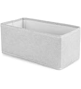 Le texte se lit comme suit : « Image 6 ». Panier de rangement rectangulaire en tissu gris clair avec motif tissé texturé.