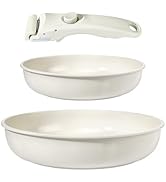 Série d'assiettes en céramique ou en porcelaine blanche présentées sous différents angles, présentant un design épuré et minimaliste avec des bords incurvés et des profondeurs variables.