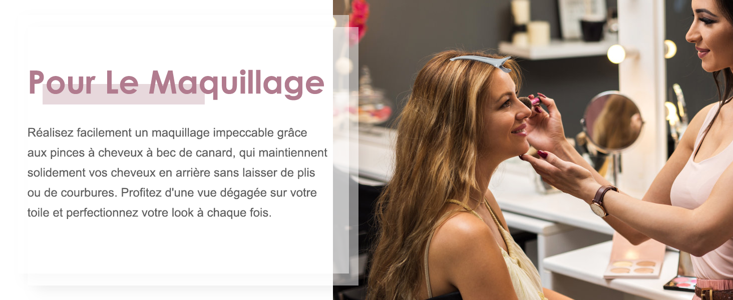 Femme recevant une application de maquillage dans un salon. Texte « Pour Le Maquillage » visible. Maquilleuse travaillant sur le visage du client.
