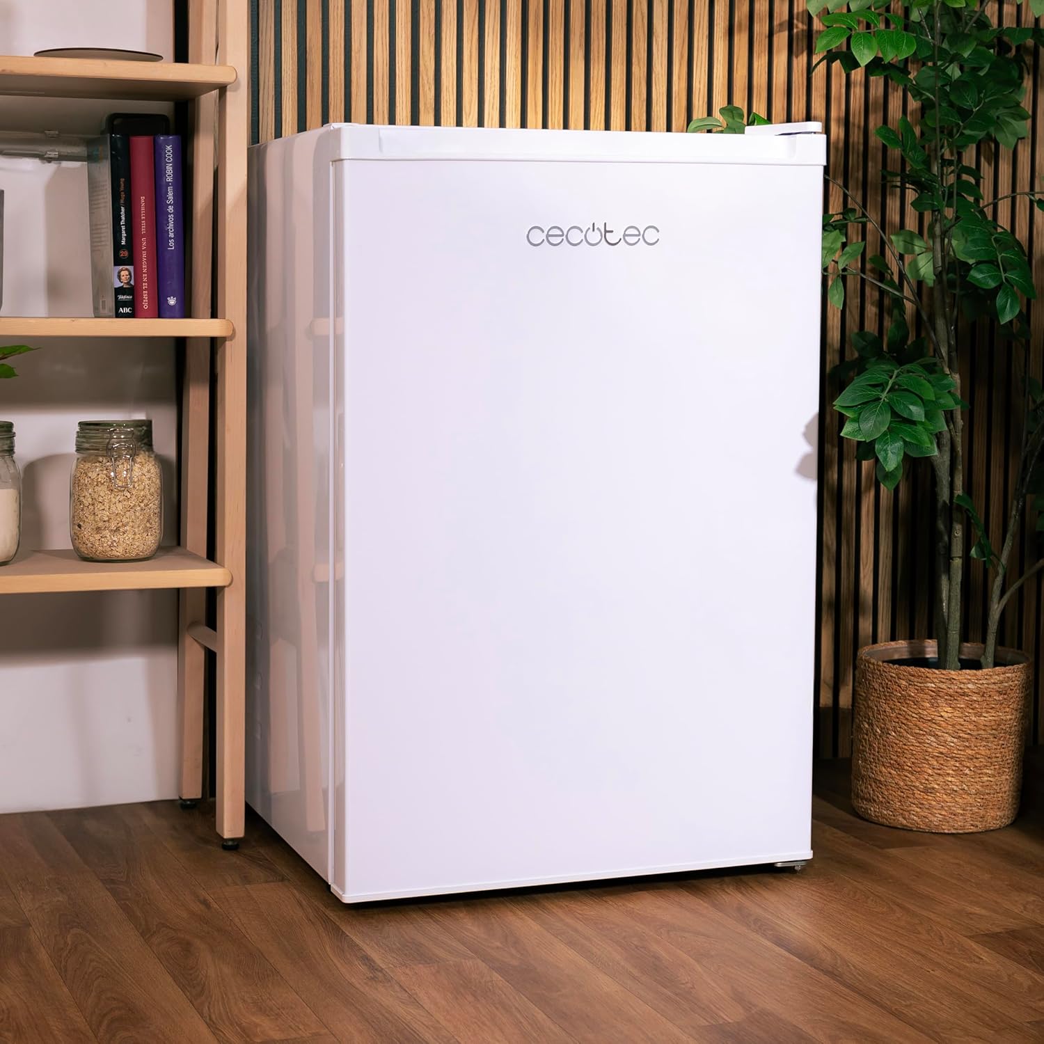 Cecotec - Bolero CoolMarket TT - compact, 114L, LED, porte réversible, TT114L