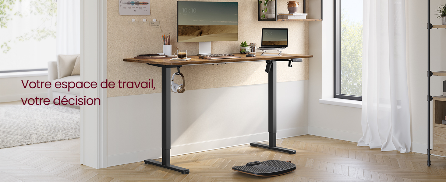 dans un environnement de bureau à domicile lumineux avec plateau en bois, cadre noir et superposition de texte