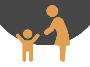 Graphique simplifié de deux personnages oranges sur fond sombre. Un personnage plus grand tend la main vers un personnage plus petit, ce qui suggère une interaction entre un adulte et un enfant