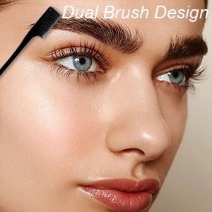Gros plan d'une application de maquillage pour les yeux avec le texte « Dual Brush Design » superposé sur l'image