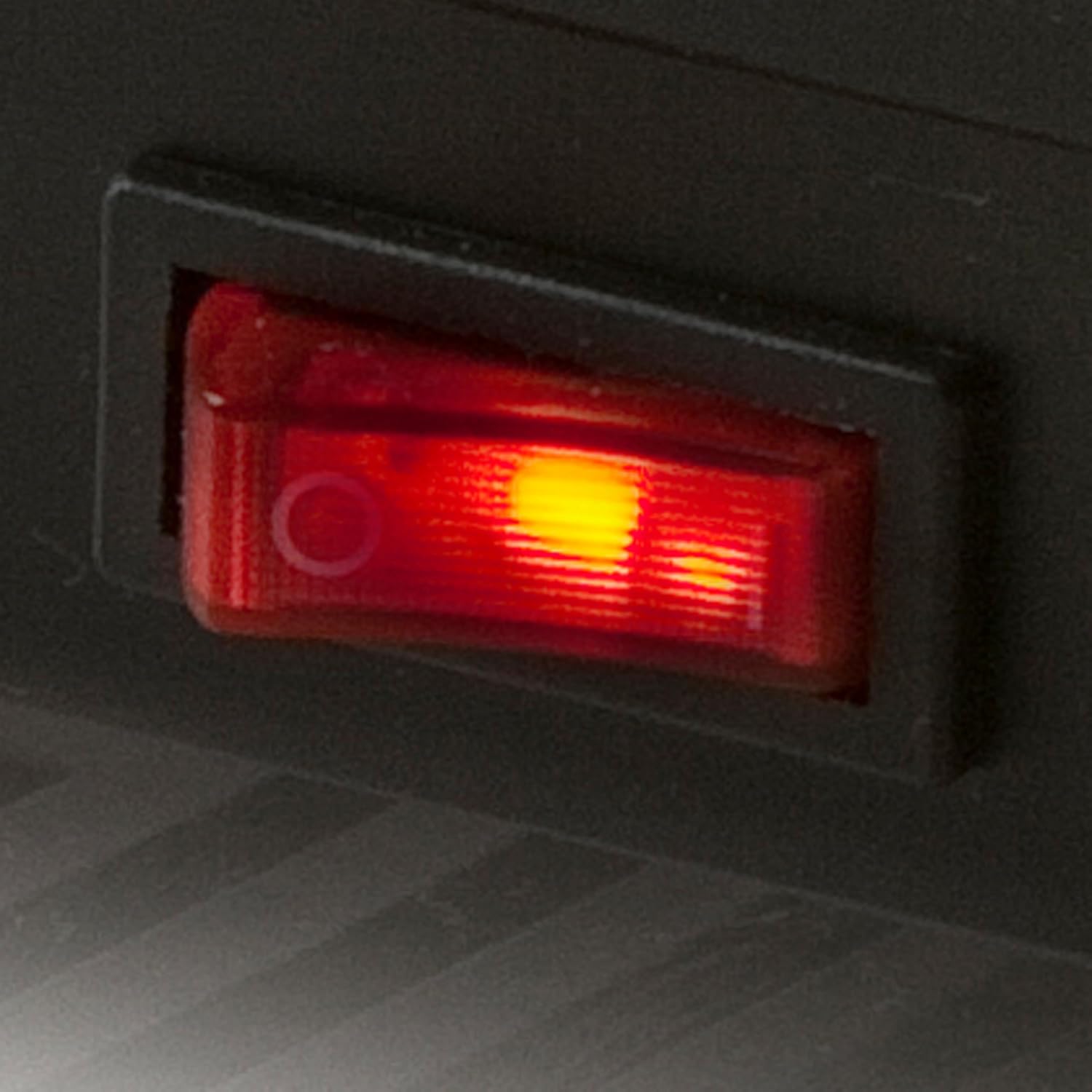 DOMO - Raclette-gril 4 pers, 600W, poêlons antiadhésifs, nettoyage facile - DO9147G