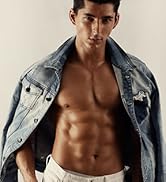 Deux images côte à côte : à gauche, un homme en veste en jean, à droite, un couple qui s'embrasse. Le texte « Famille avec un