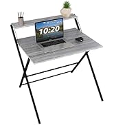 Le texte se lit comme suit : « Image 5 ». Bureau d'ordinateur moderne avec plateau en bois gris texturé et structure en métal noir, présenté sous différents angles. Dispose d'un design minimaliste avec étagère surélevée.