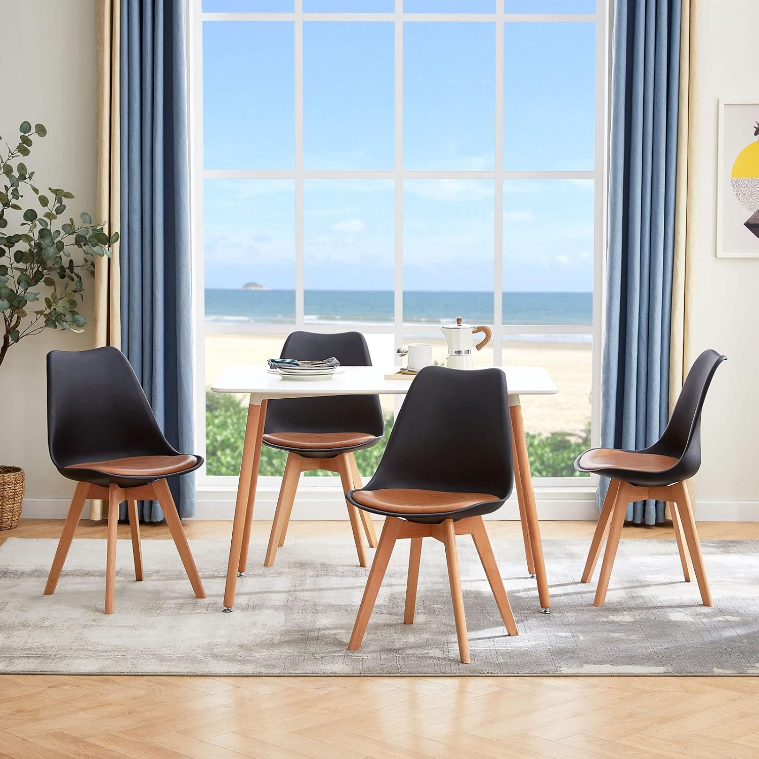 EGGREE - Chaises Scandinaves - assise rembourrée PU, pieds hêtre, lot de 4