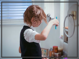 ciseaux à cheveux mouillés