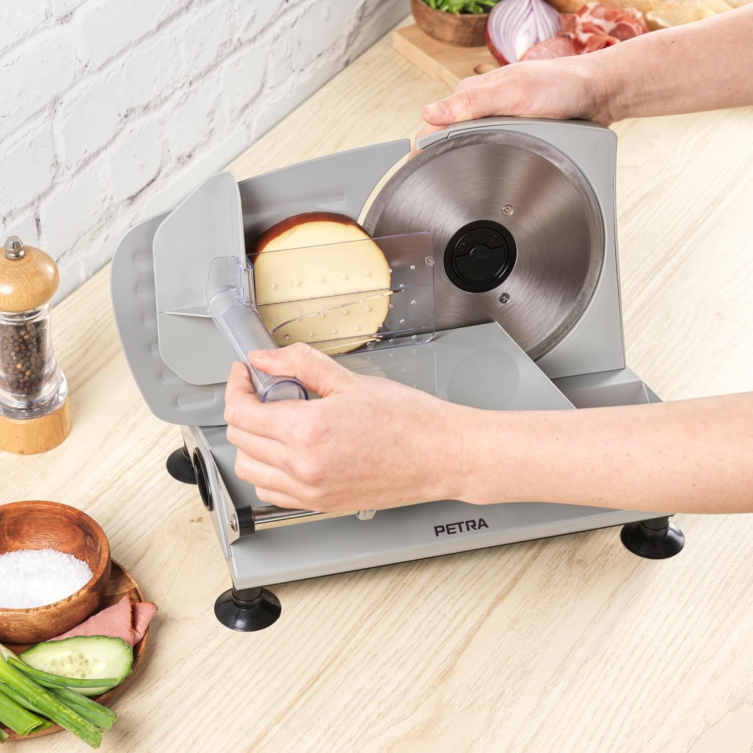 Petra - Trancheuse électrique, 170mm, 3 lames inox, épaisseur réglable